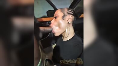 Damn That Mouf Looks Good